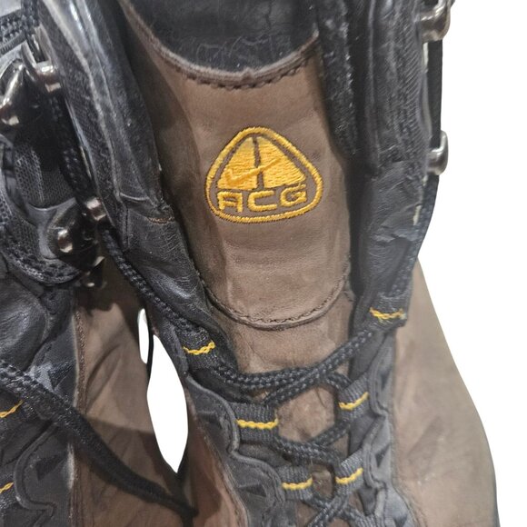Nike ACG Gore-Tex Hiking Boots Size 9.5 Brown & Black - Picture 2 of 10